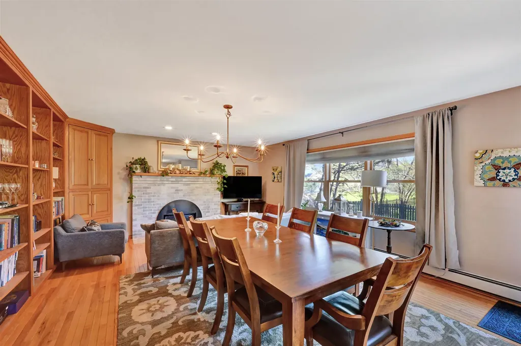 70 Moss Glen Lane South Burlington VT 05403