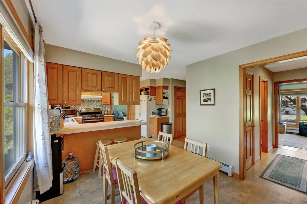 70 Moss Glen Lane South Burlington VT 05403