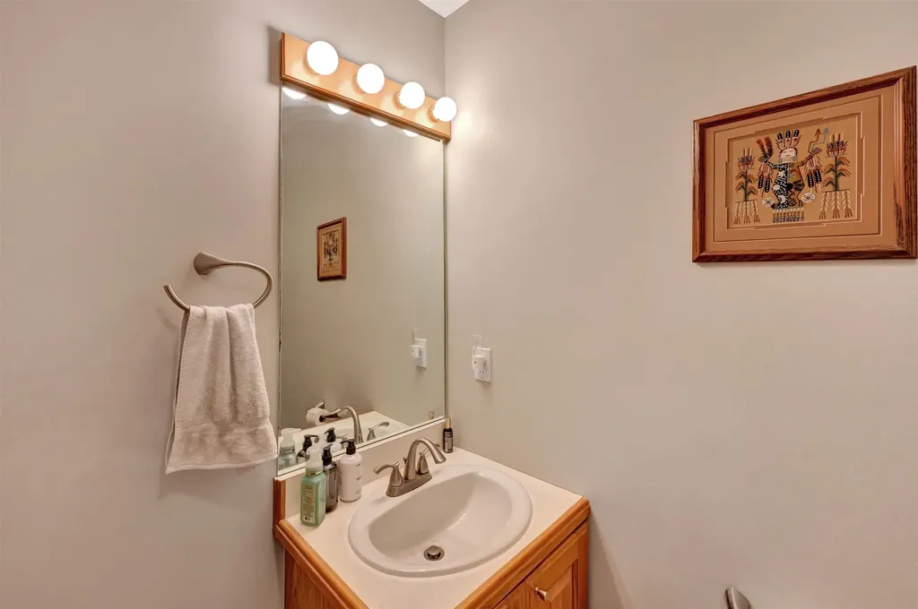 70 Moss Glen Lane South Burlington VT 05403