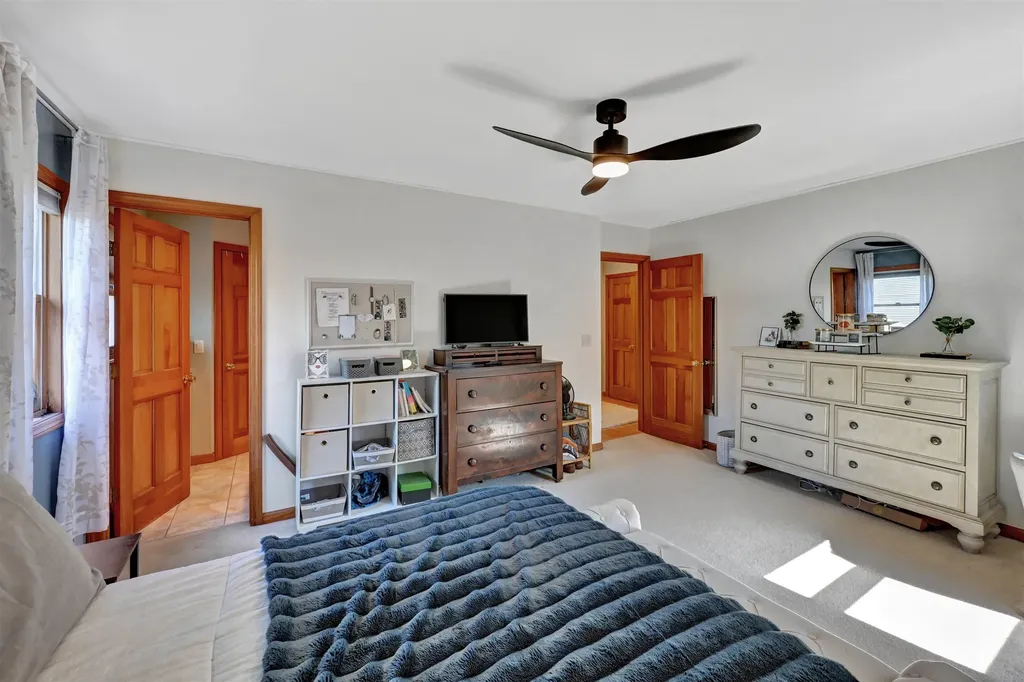 70 Moss Glen Lane South Burlington VT 05403