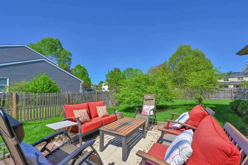 70 Moss Glen Lane South Burlington VT 05403