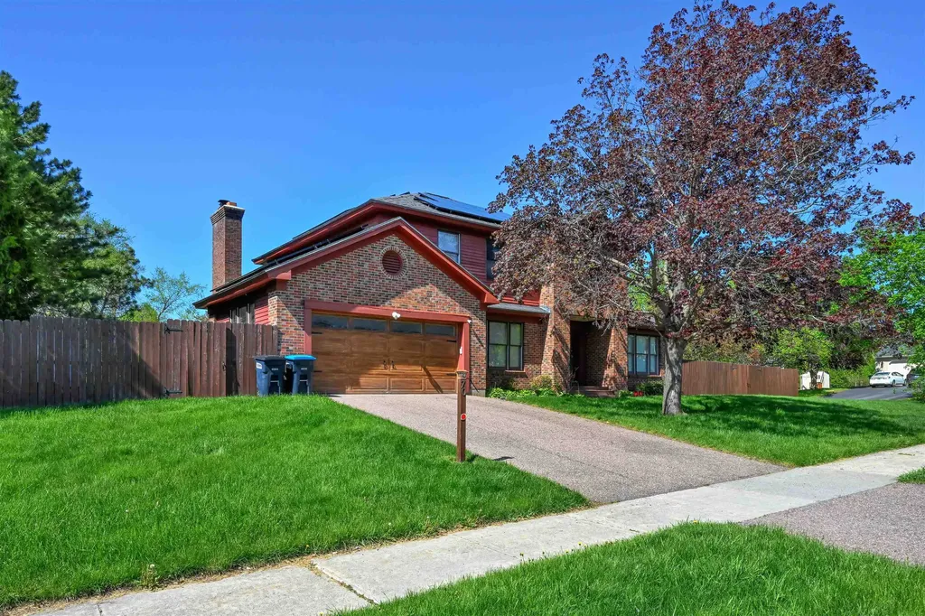 70 Moss Glen Lane South Burlington VT 05403