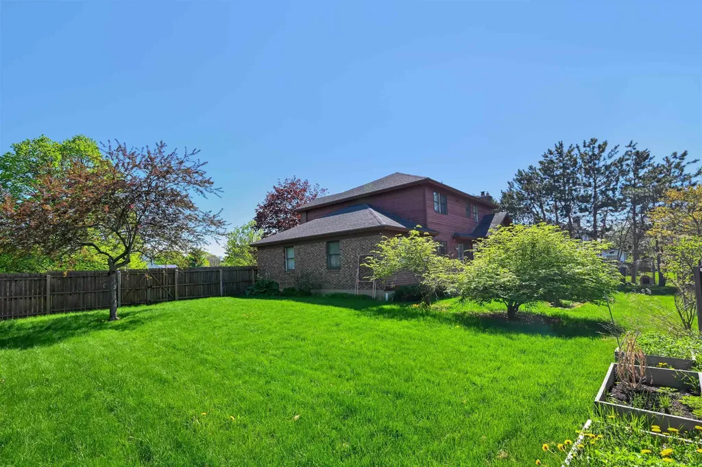 70 Moss Glen Lane South Burlington VT 05403
