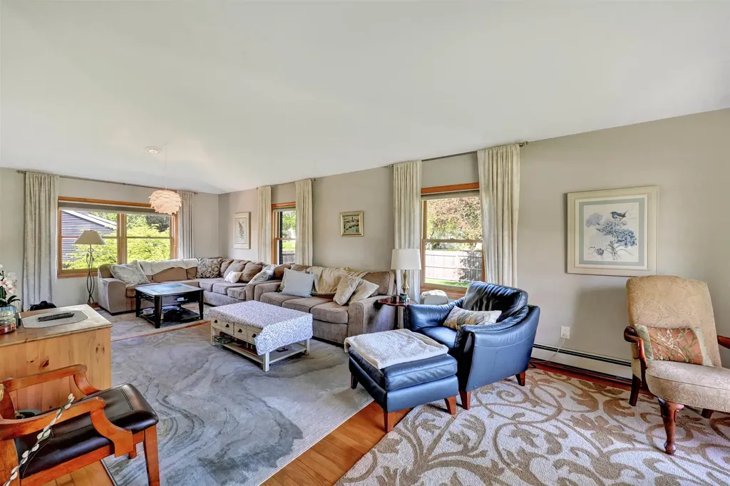 70 Moss Glen Lane South Burlington VT 05403