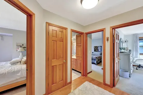 70 Moss Glen Lane South Burlington VT 05403