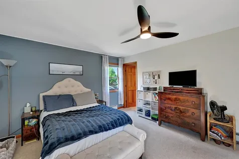 70 Moss Glen Lane South Burlington VT 05403