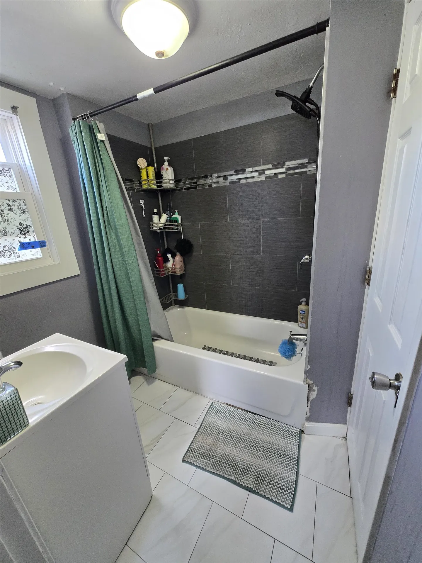 28-28A Ash Street Nashua NH 03060