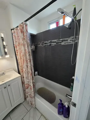 28-28A Ash Street Nashua NH 03060