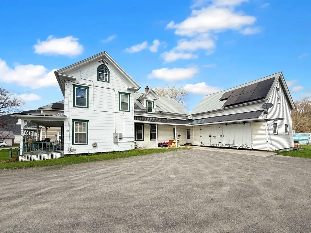 17 Merrill Street Colebrook NH 03576