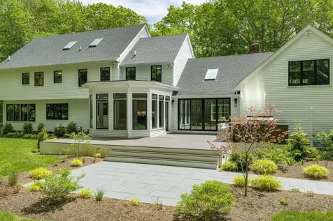 13 Rockrimmon Road North Hampton NH 03862