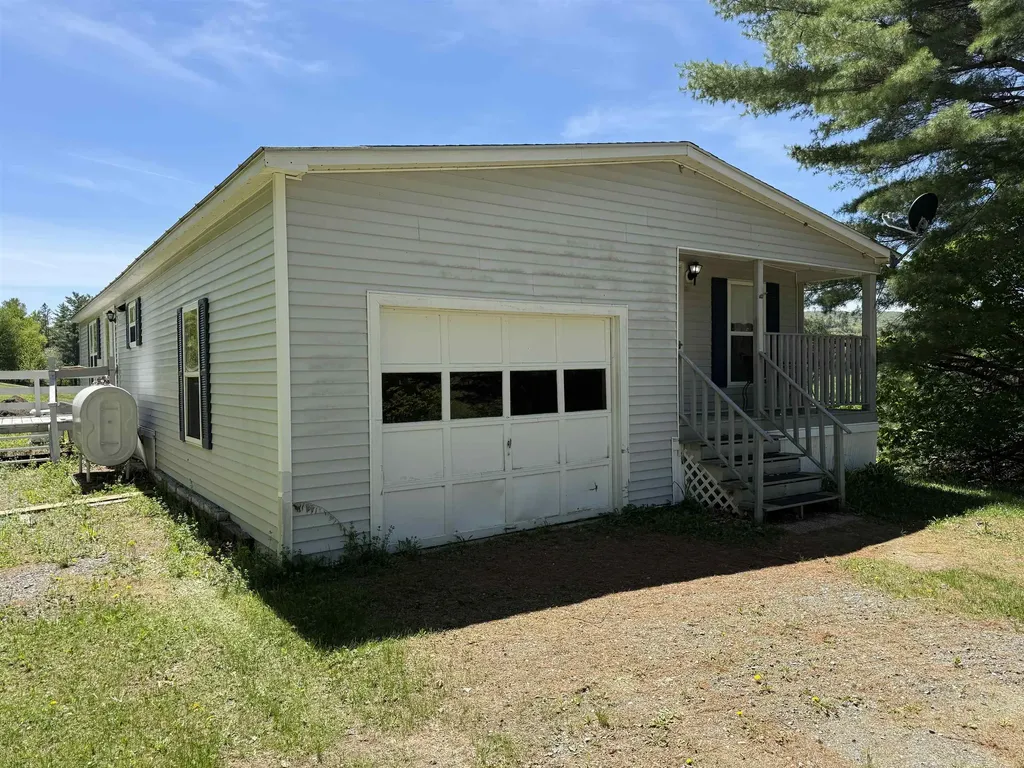 96 Walsh Road Waterford VT 05819