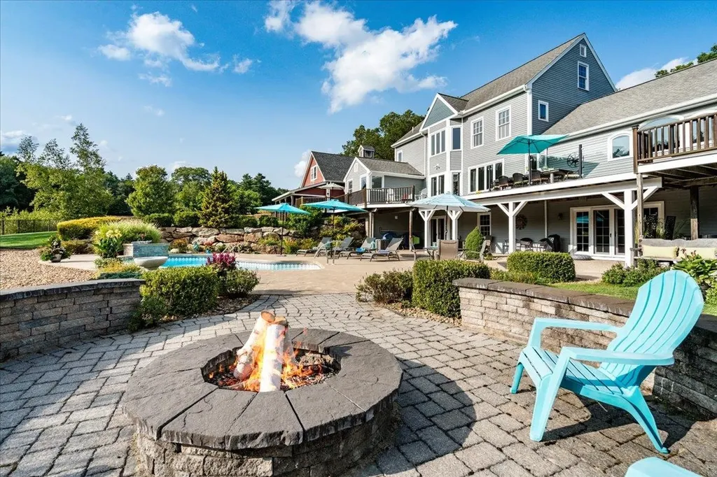 140 Mack Hill Road Amherst NH 03031