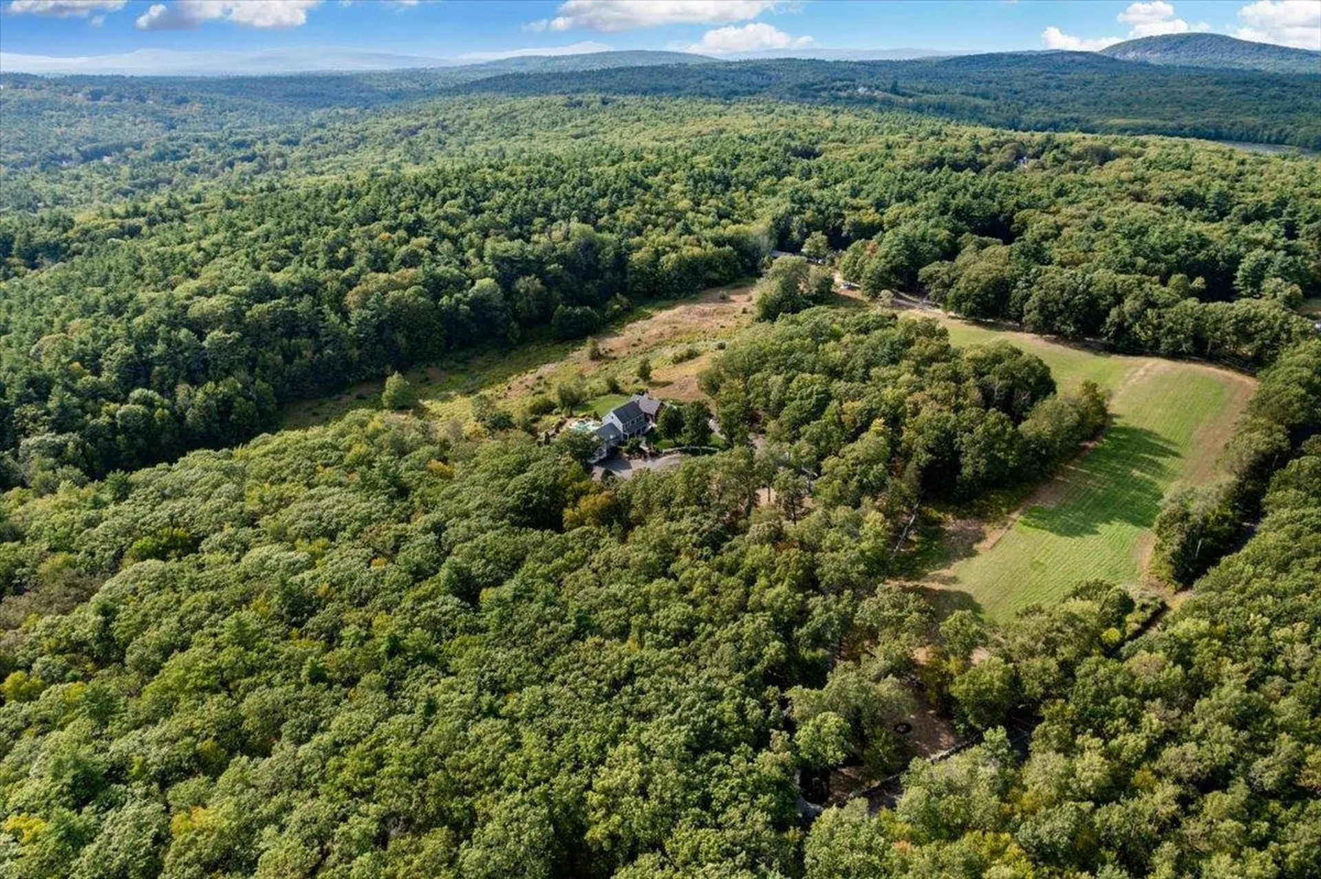 140 Mack Hill Road Amherst NH 03031