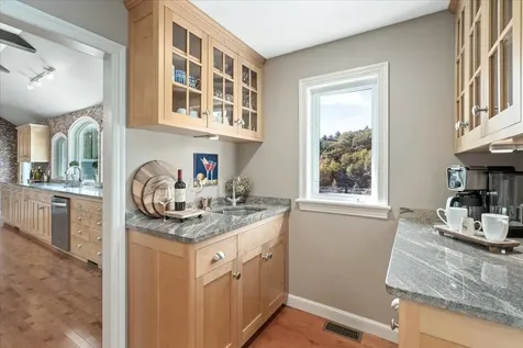 140 Mack Hill Road Amherst NH 03031