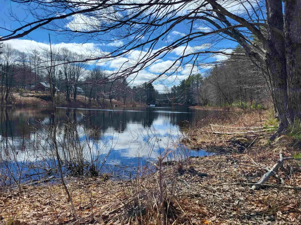 276 Nh Route 104 Danbury NH 03230