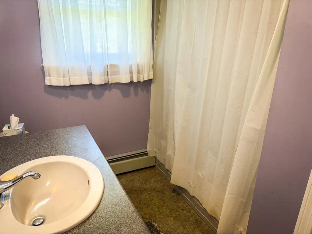 1 Pine Tree Lane Merrimack NH 03054