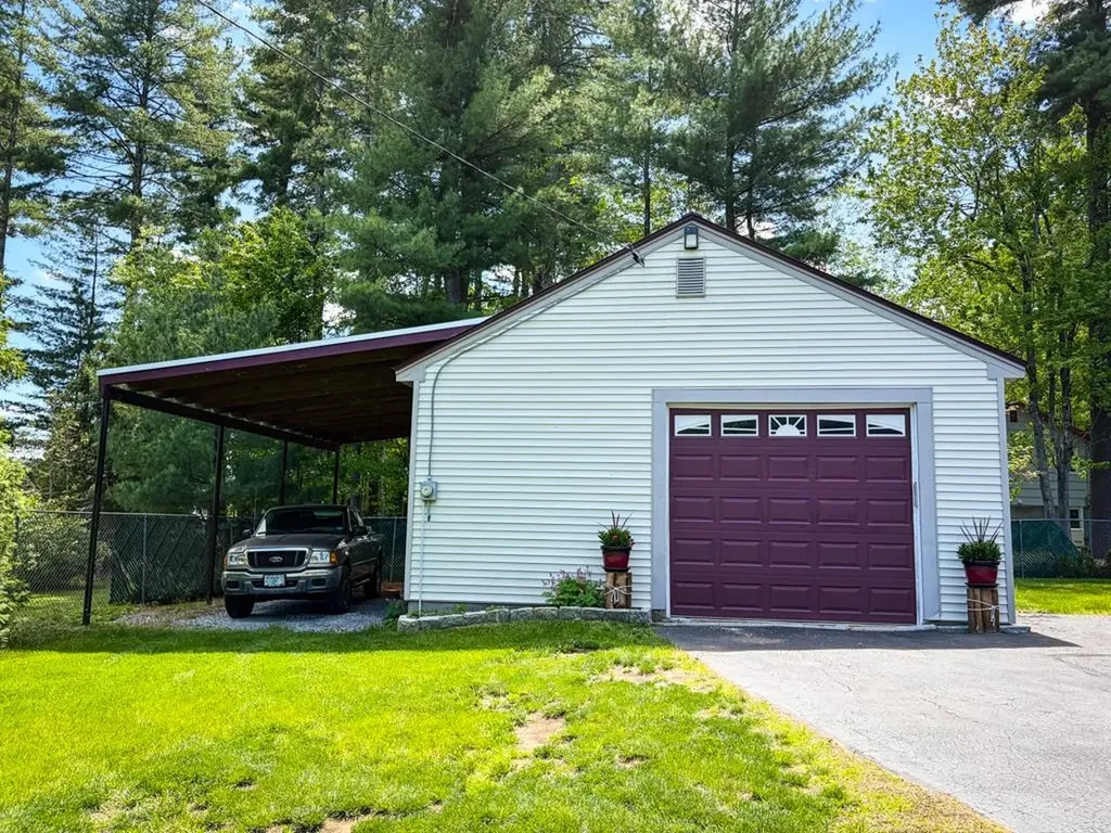 1 Pine Tree Lane Merrimack NH 03054