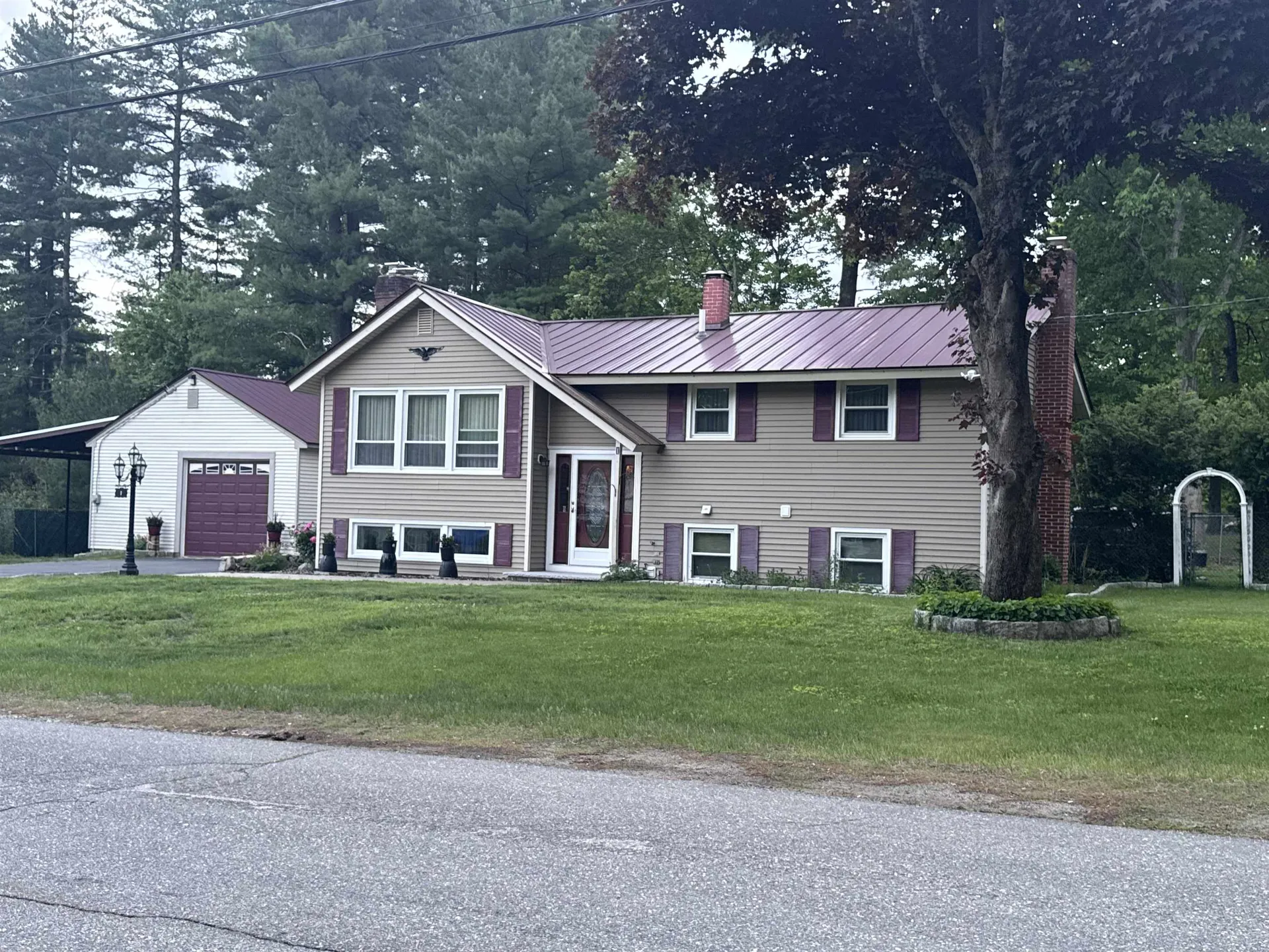 1 Pine Tree Lane Merrimack NH 03054