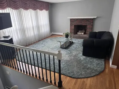 1 Pine Tree Lane Merrimack NH 03054