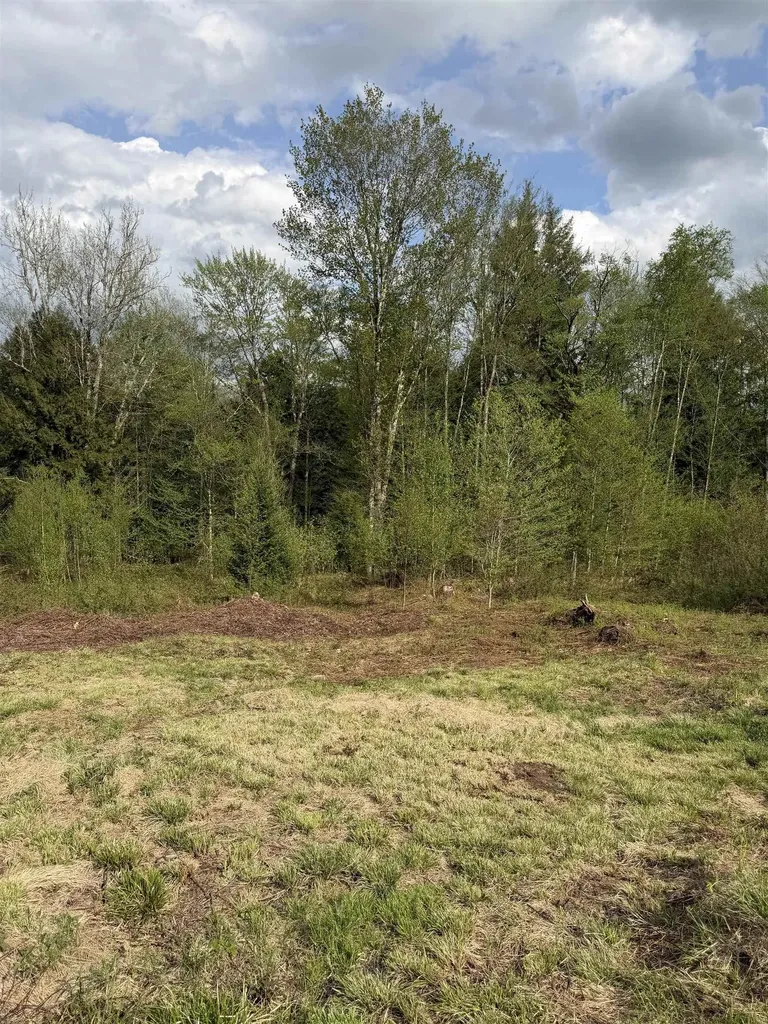 114 Green Park East Road Hyde Park VT 05655