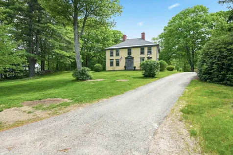 20 Stark Hwy S Highway Dunbarton NH 03046