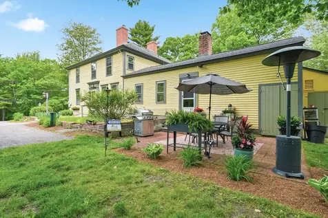 20 Stark Hwy S Dunbarton NH 03046