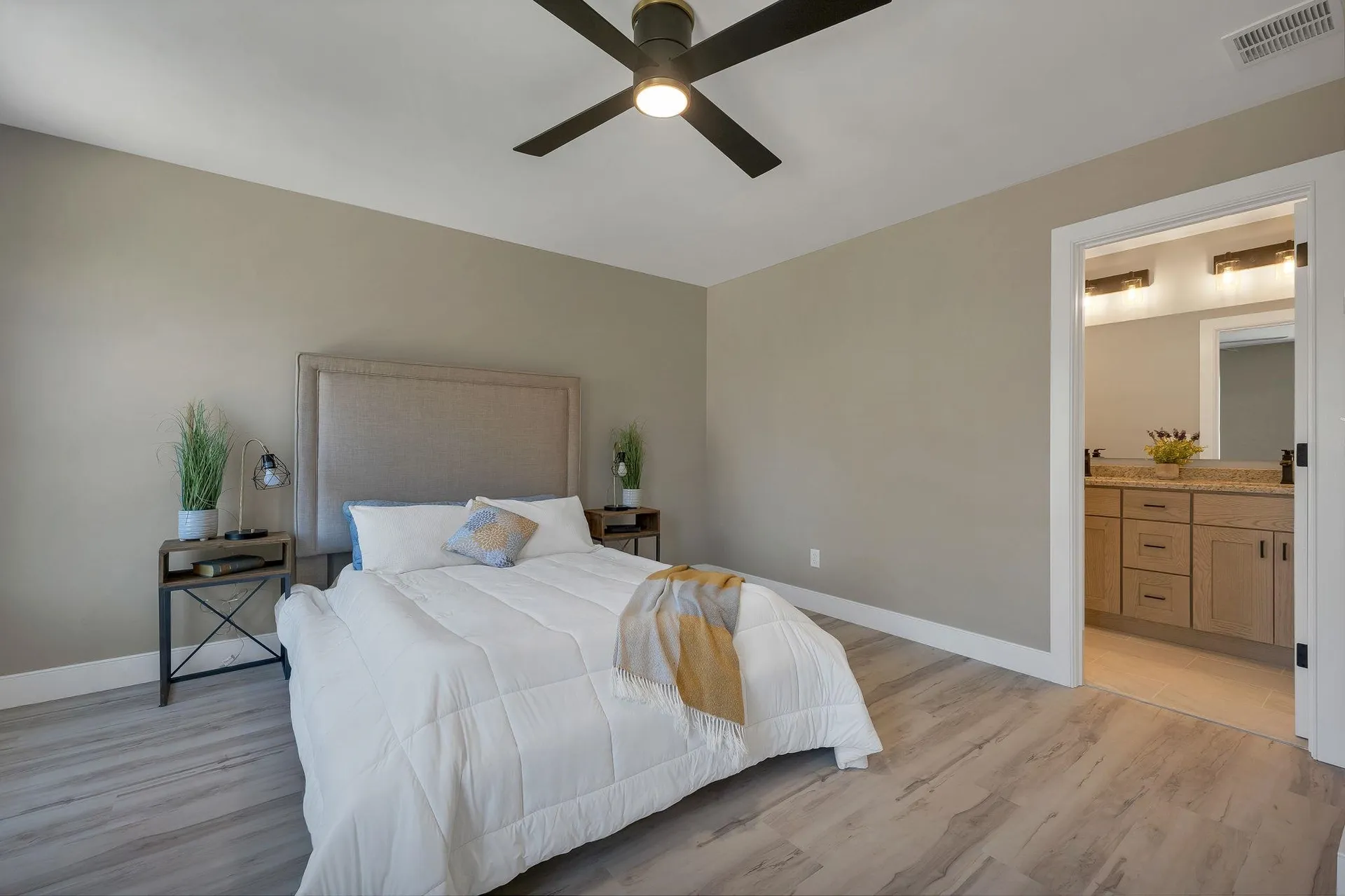 669 #6 High Street Candia NH 03034