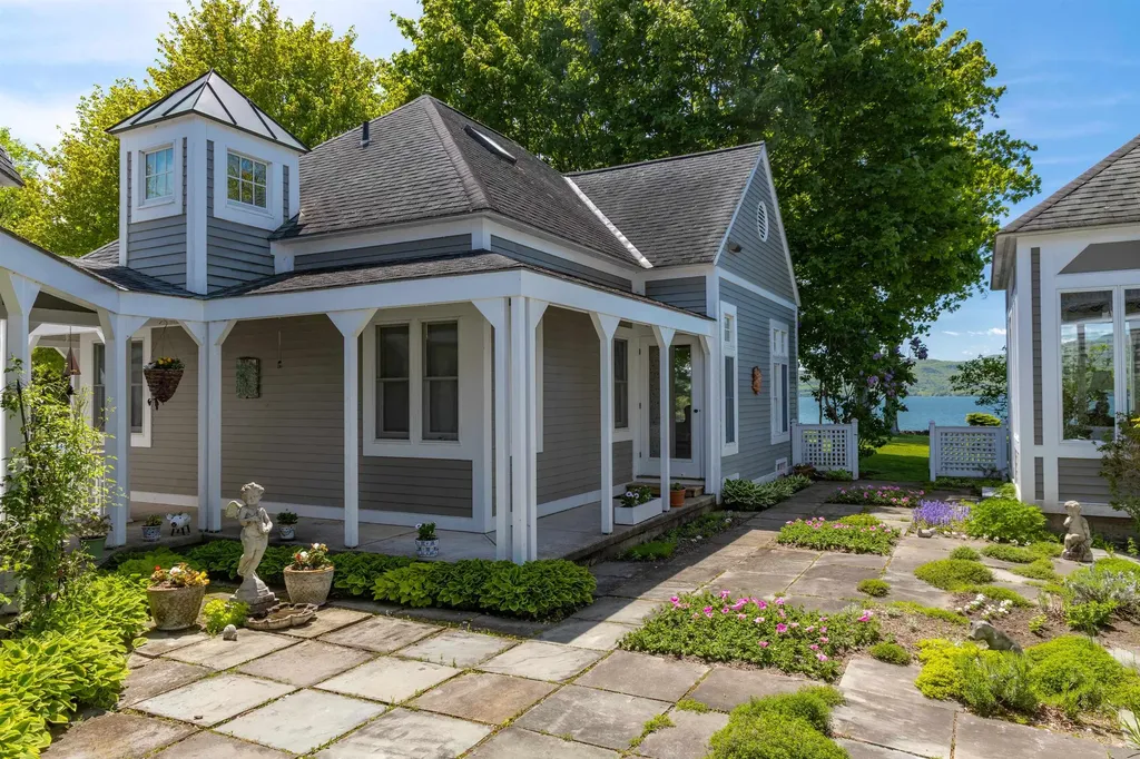 1462 Lake Road Panton VT 05482