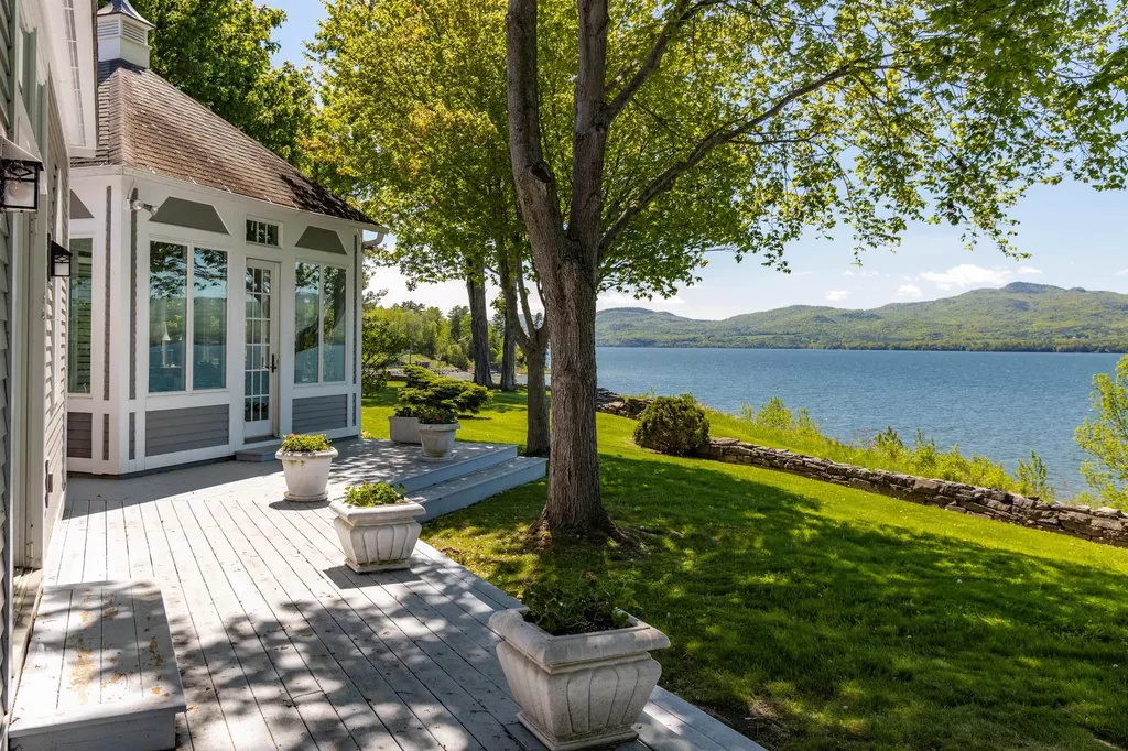 1462 Lake Road Panton VT 05482