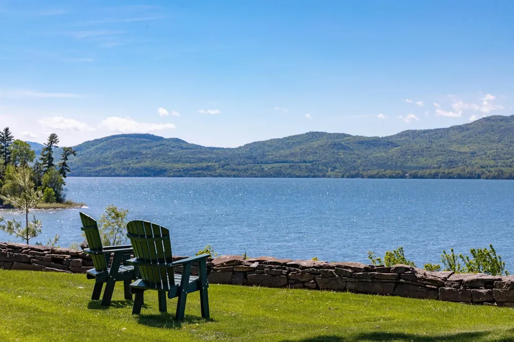 1462 Lake Road Panton VT 05482