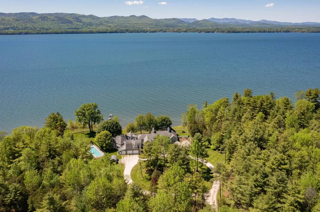 1462 Lake Road Panton VT 05482
