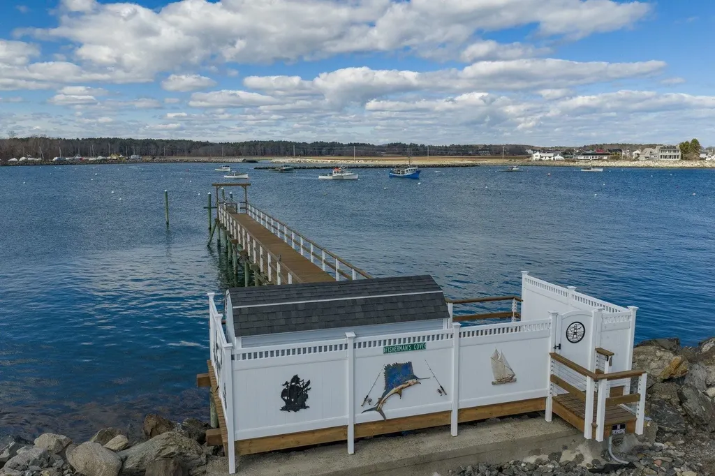 130 Harbor Road Rye NH 03870