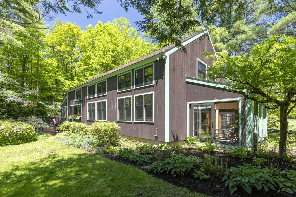 1526 South Road Hopkinton NH 03229