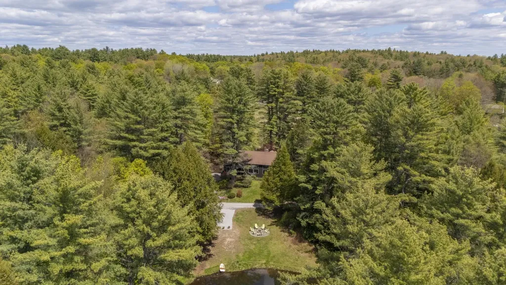 1526 South Road Hopkinton NH 03229