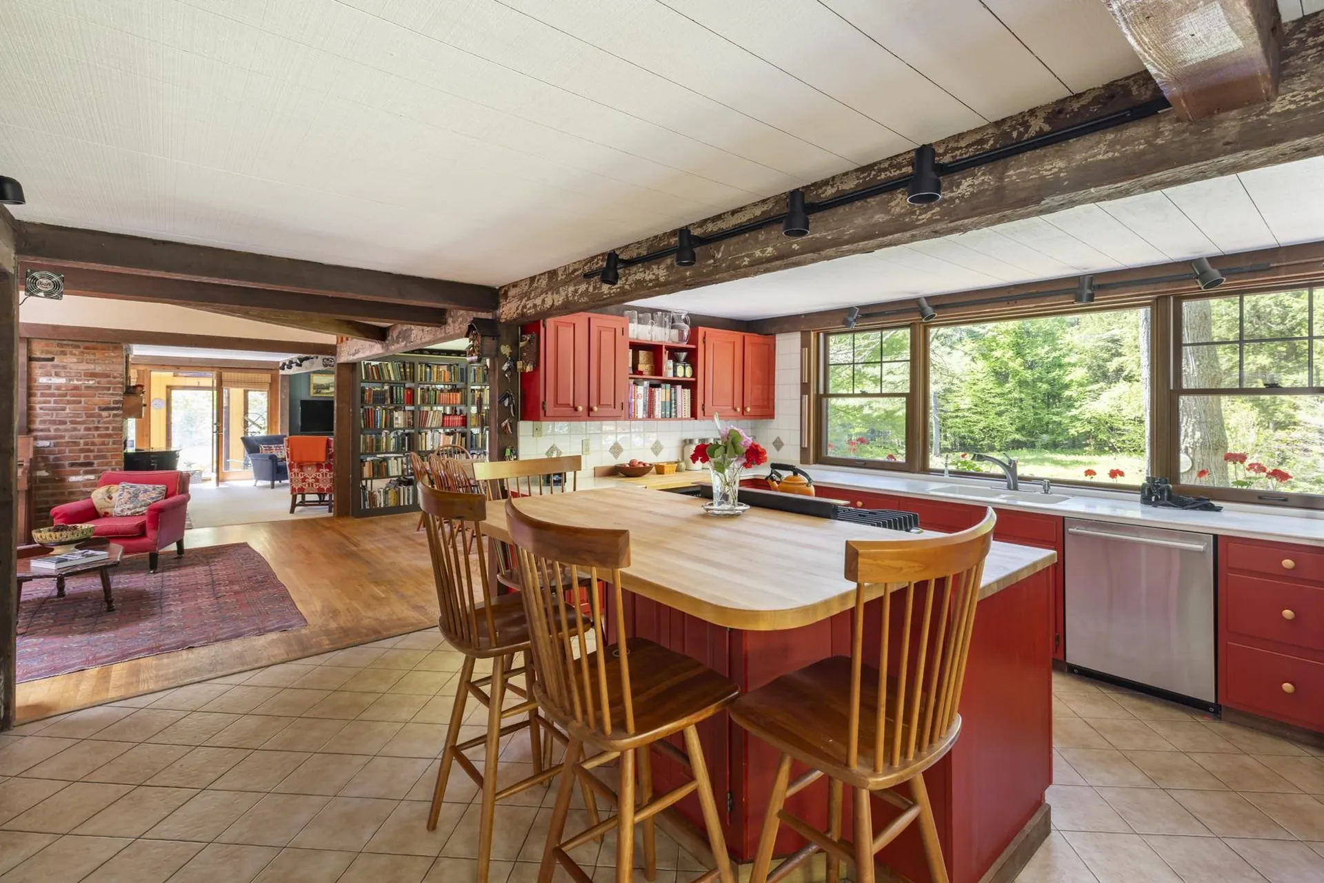 1526 South Road Hopkinton NH 03229