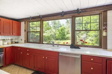 1526 South Road Hopkinton NH 03229