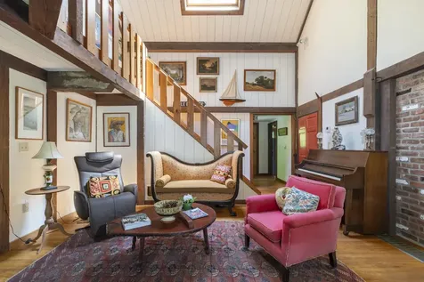 1526 South Road Hopkinton NH 03229