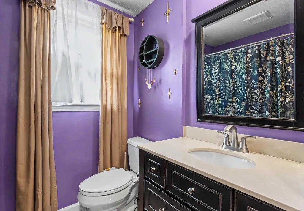 6 Killian Drive Nashua NH 03062-3717
