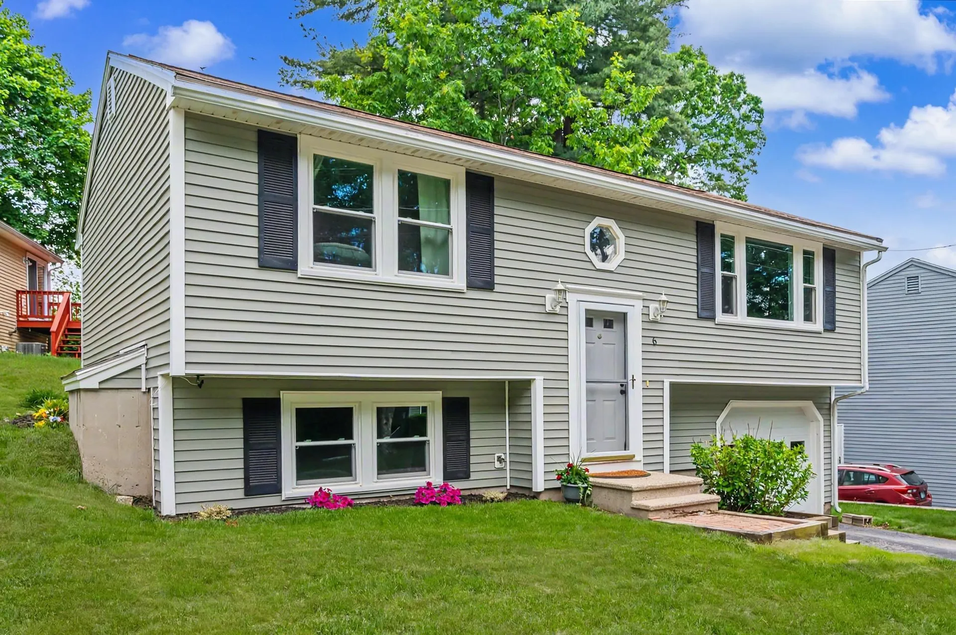 6 Killian Drive Nashua NH 03062-3717