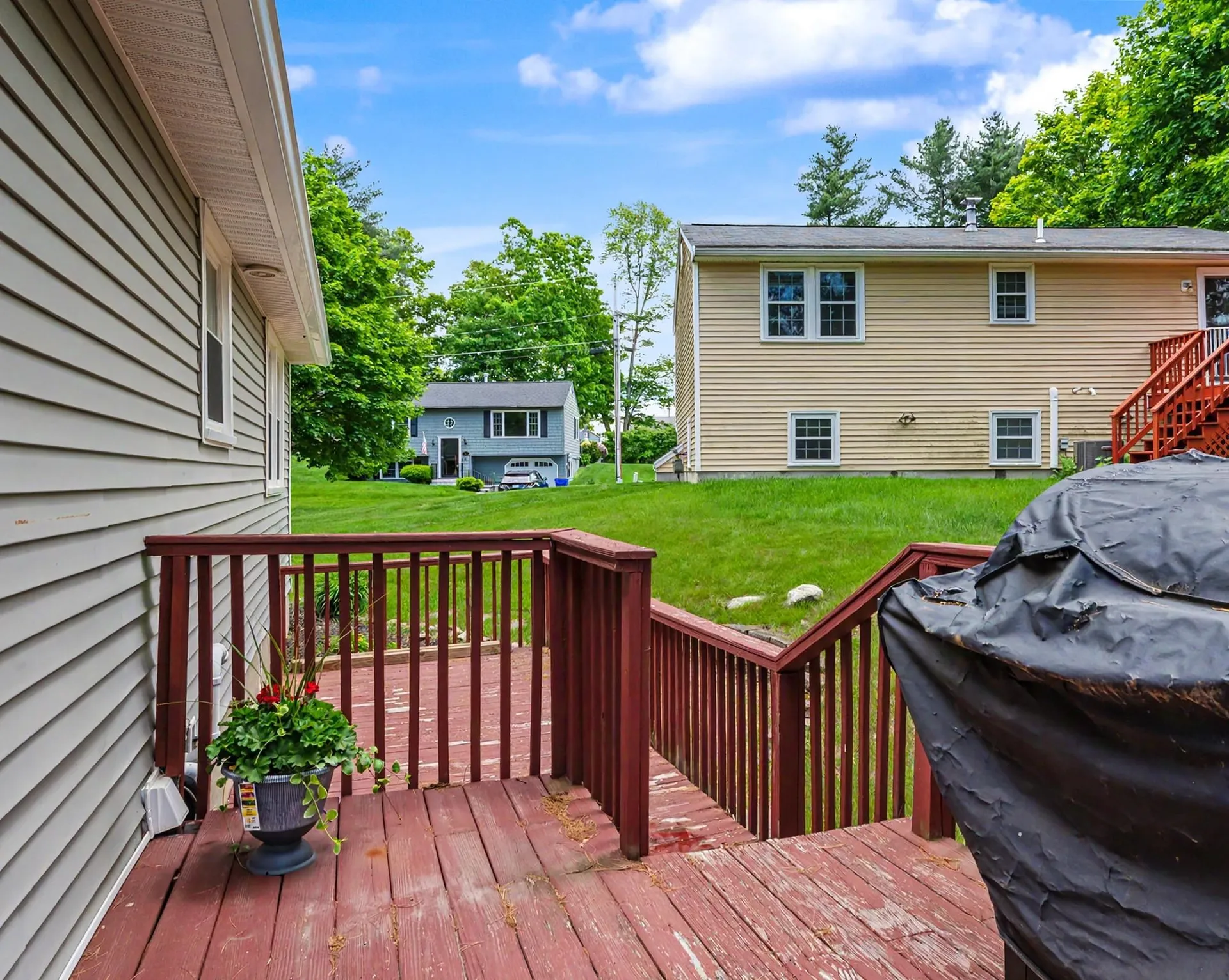 6 Killian Drive Nashua NH 03062-3717