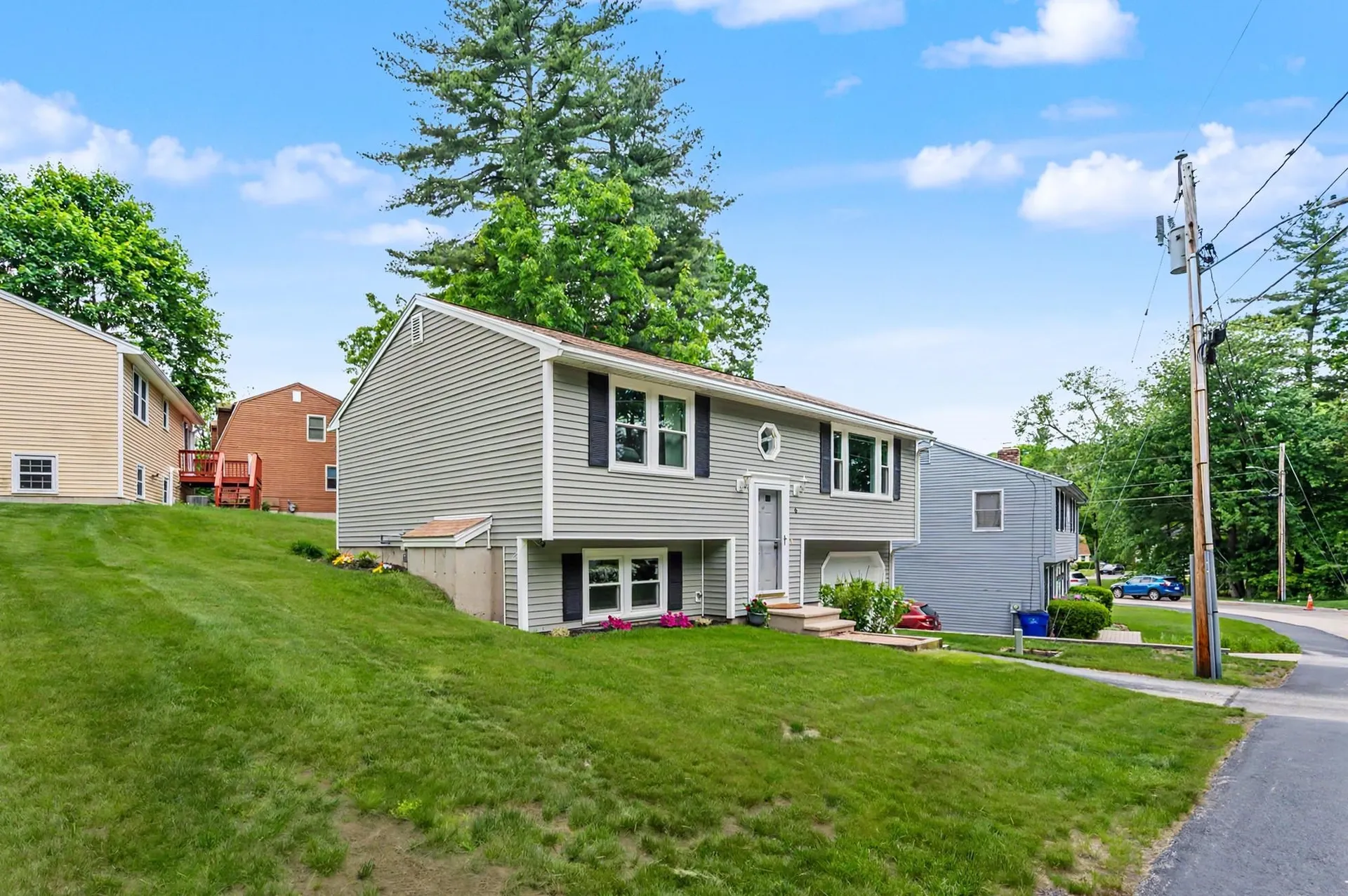 6 Killian Drive Nashua NH 03062-3717