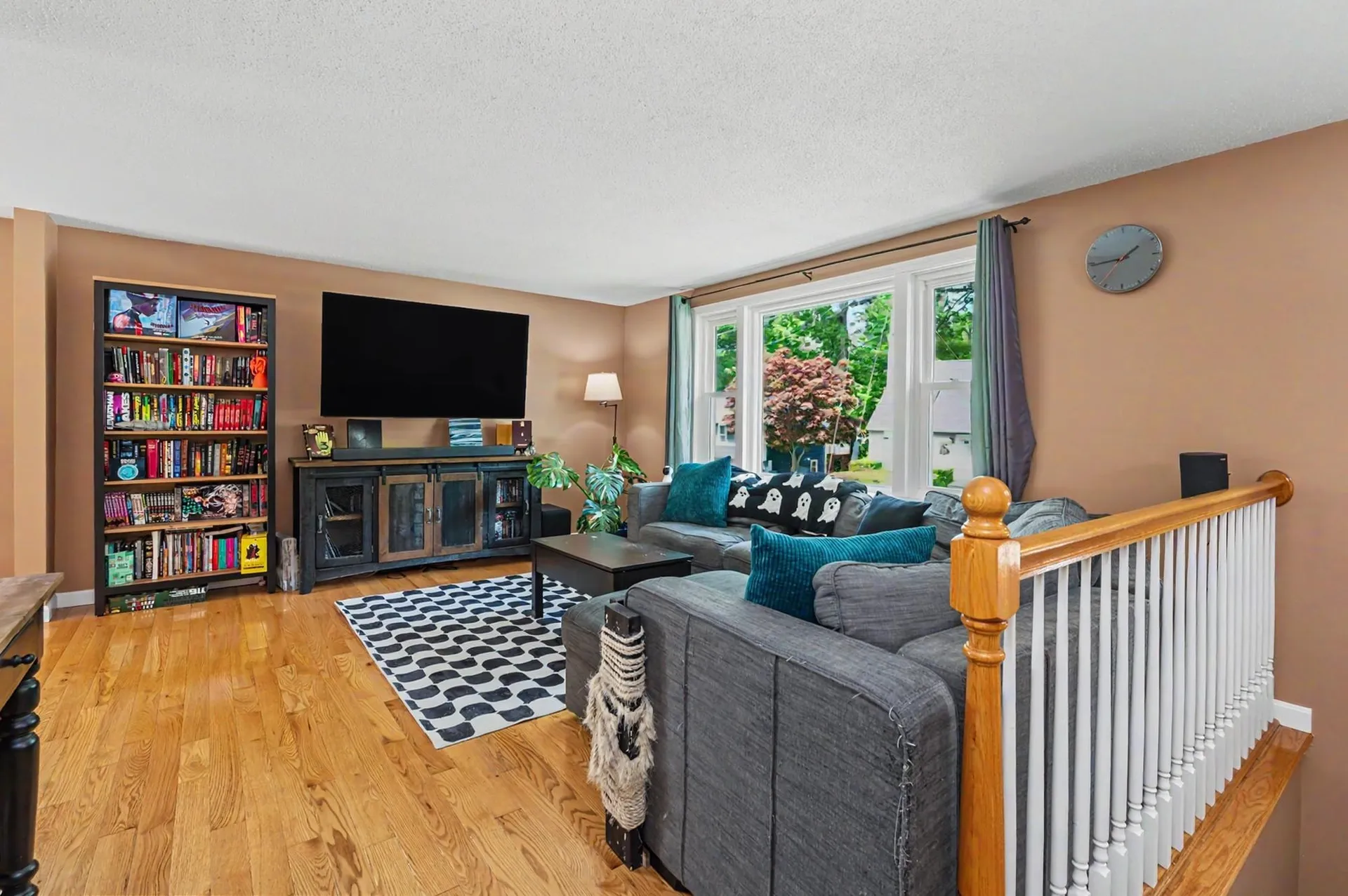 6 Killian Drive Nashua NH 03062-3717