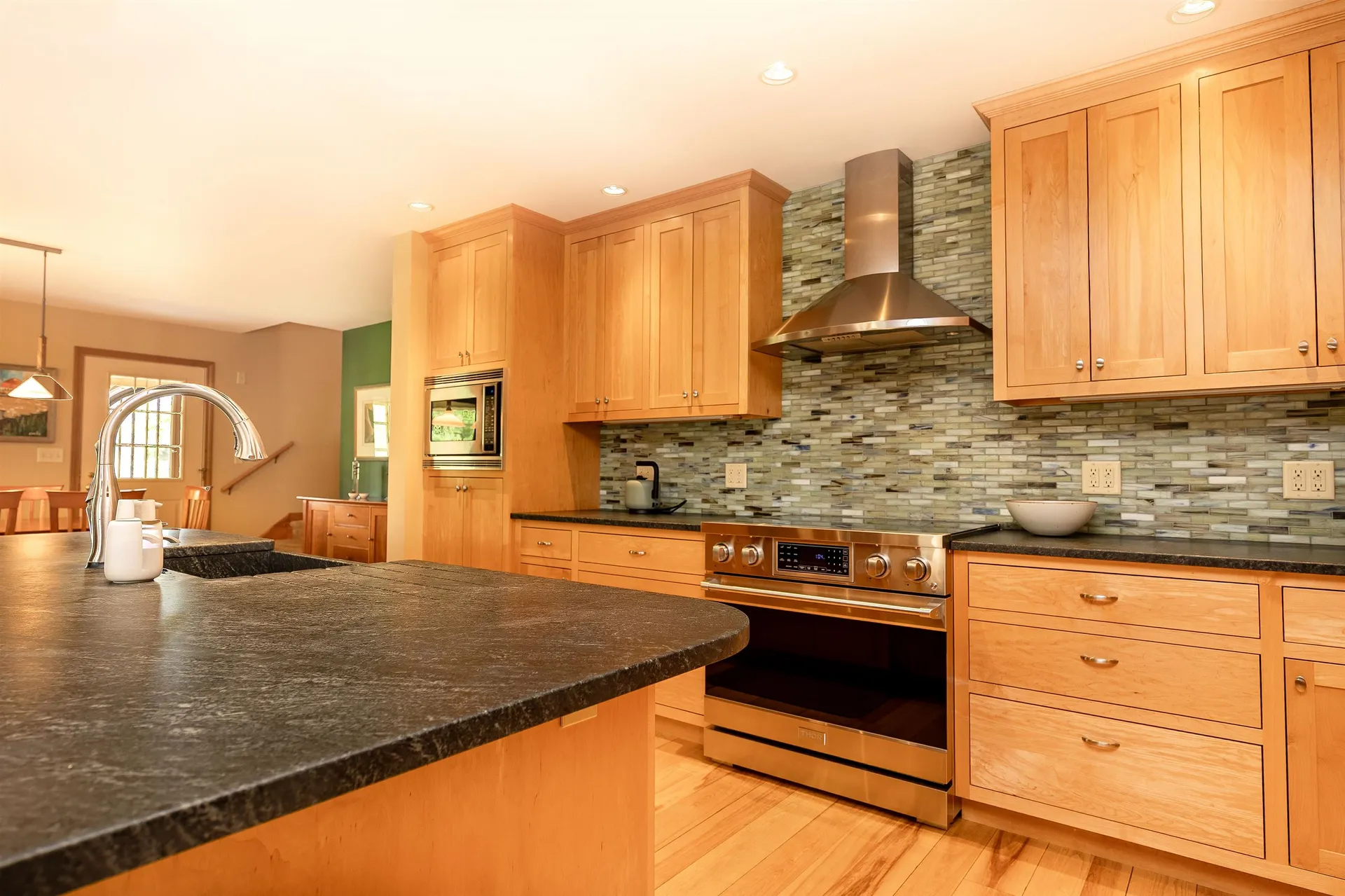 80 Mckinley Drive Barnet VT 05821
