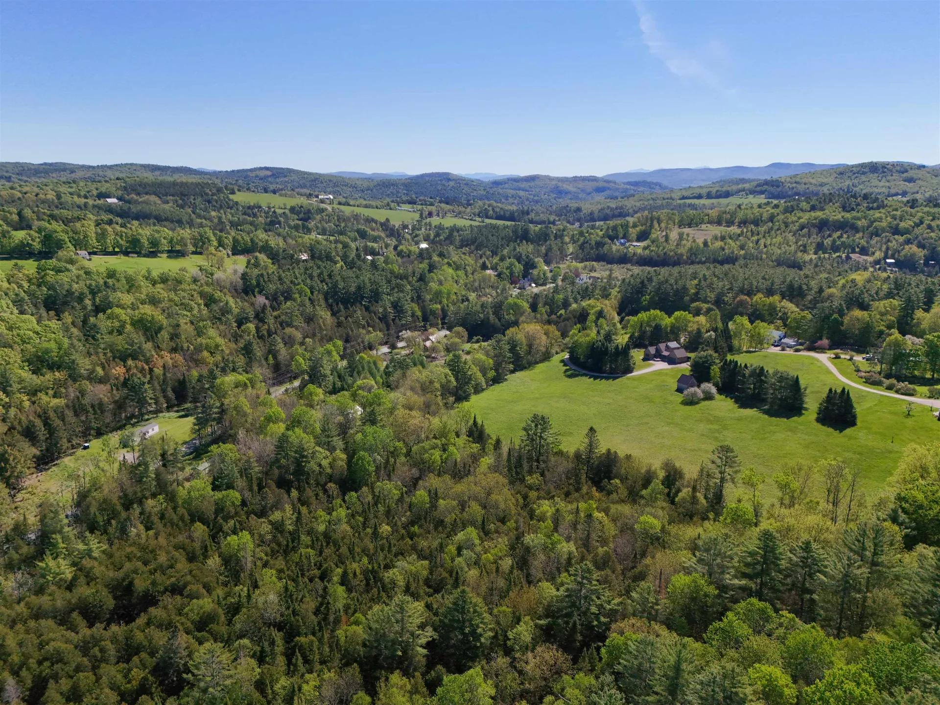 80 Mckinley Drive Barnet VT 05821