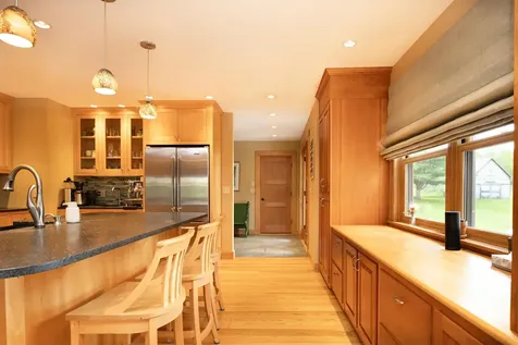 80 Mckinley Drive Barnet VT 05821