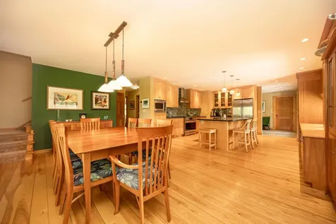 80 Mckinley Drive Barnet VT 05821