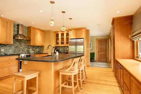 80 Mckinley Drive Barnet VT 05821