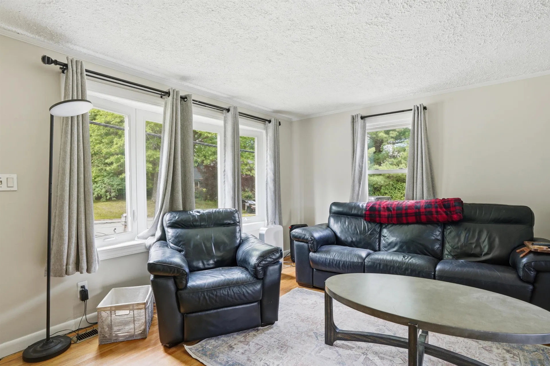 10 Timberline Drive Nashua NH 03062