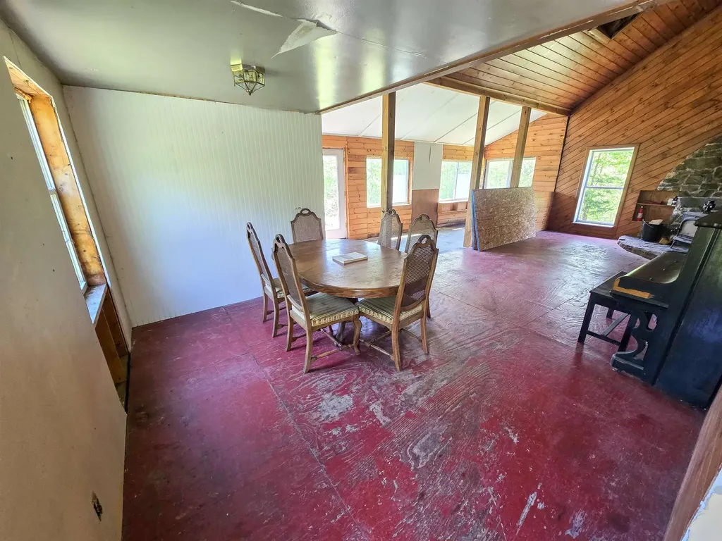 990 Daniels West Road Albany VT 05820