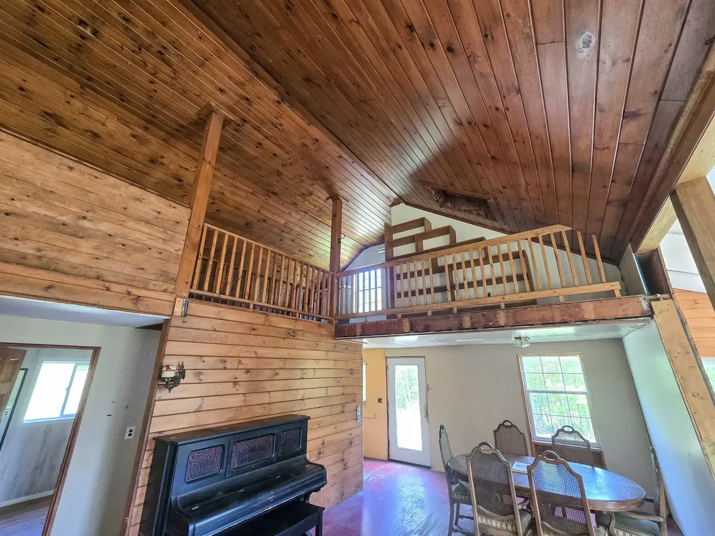 990 Daniels West Road Albany VT 05820